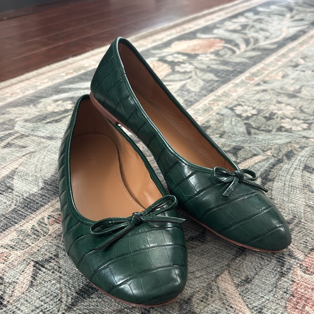 J CREW green croc ballet flats